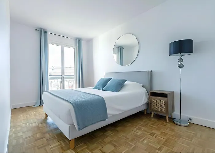 Eiffel Tower Peek View - Big 3br For 9 Guests Parigi